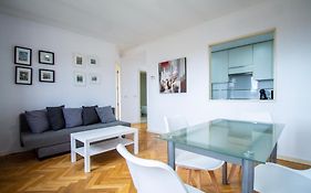 Apartamentos Cinco Rosas
